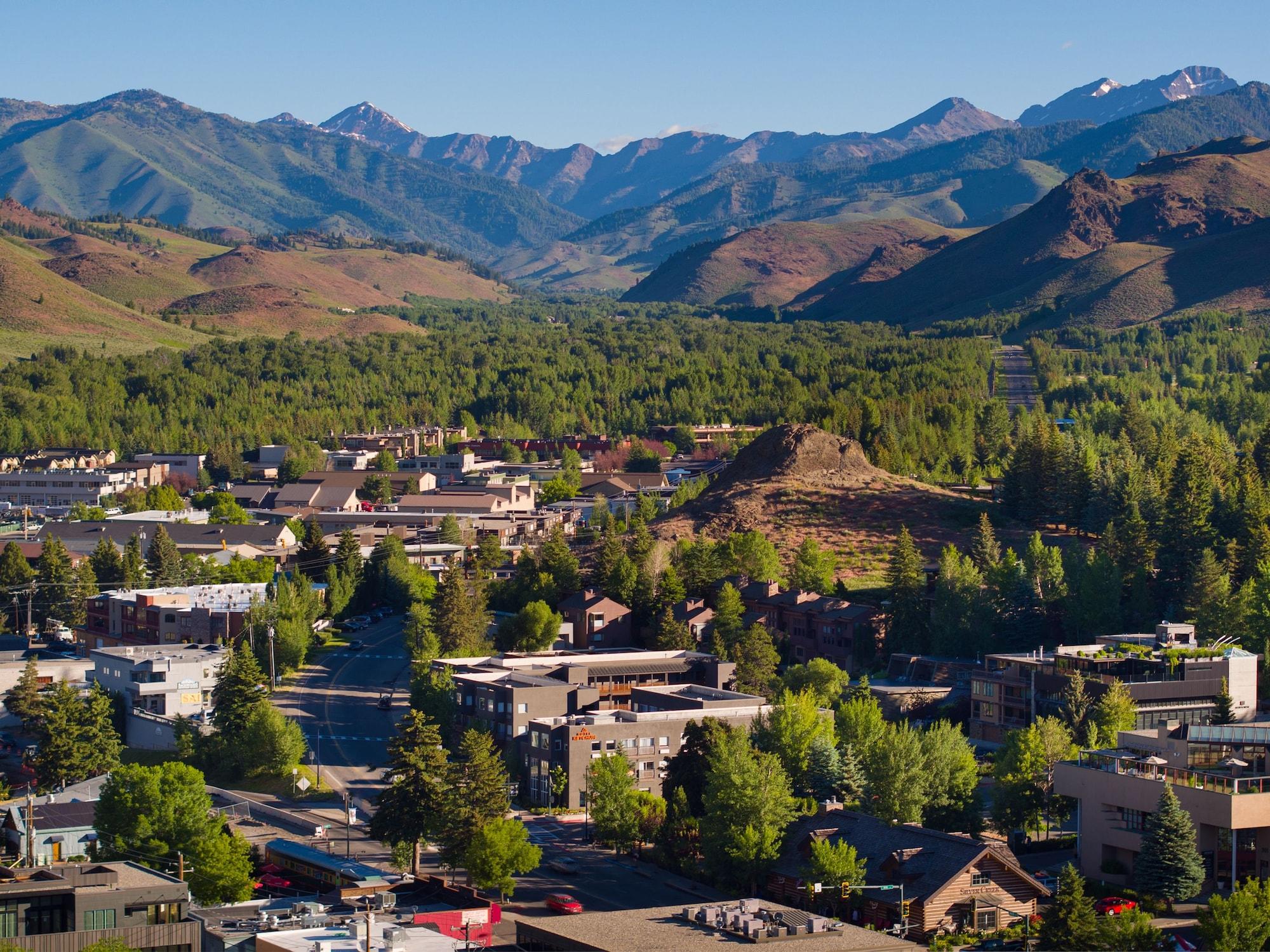 Hotel Ketchum Bagian luar foto