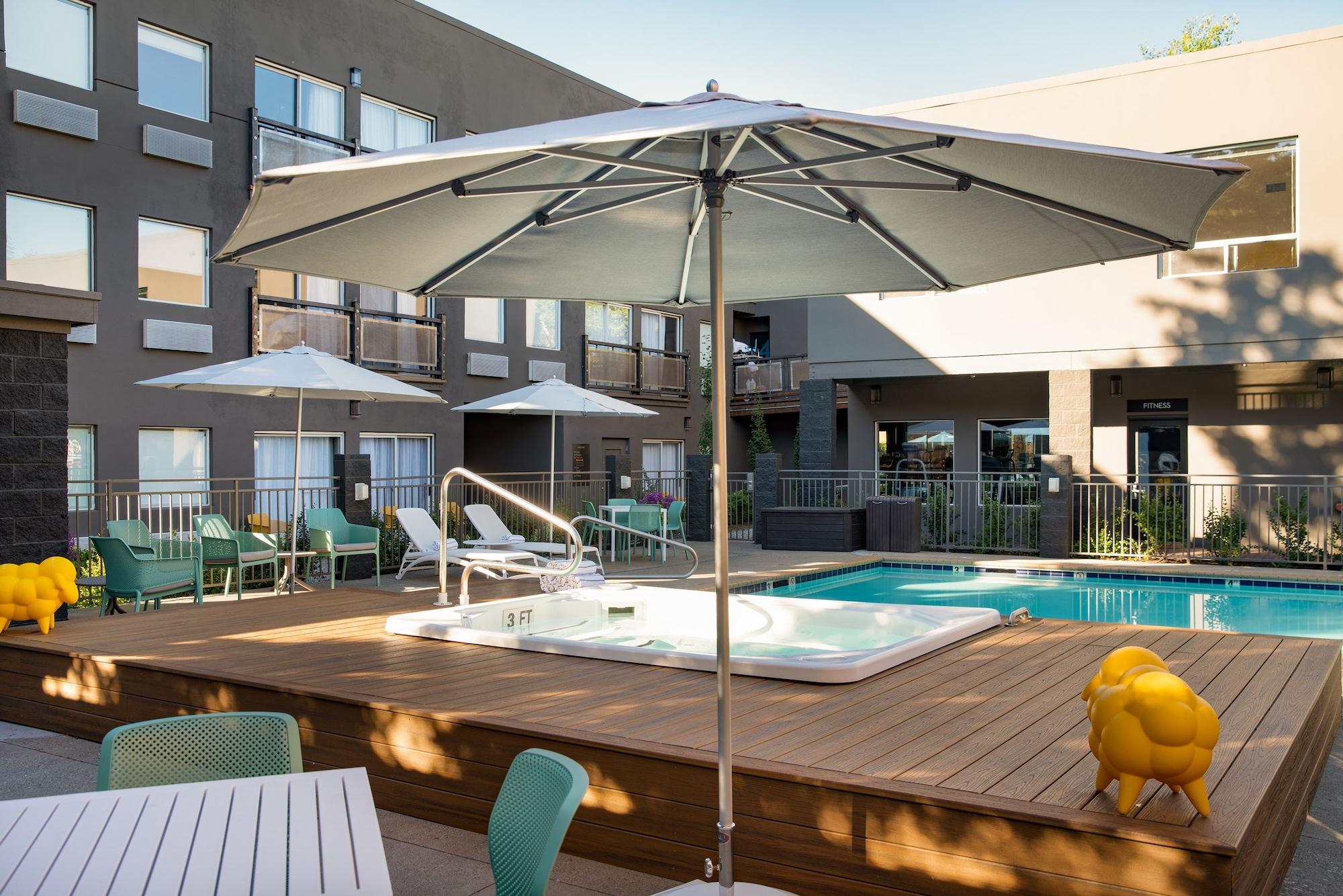 Hotel Ketchum Bagian luar foto